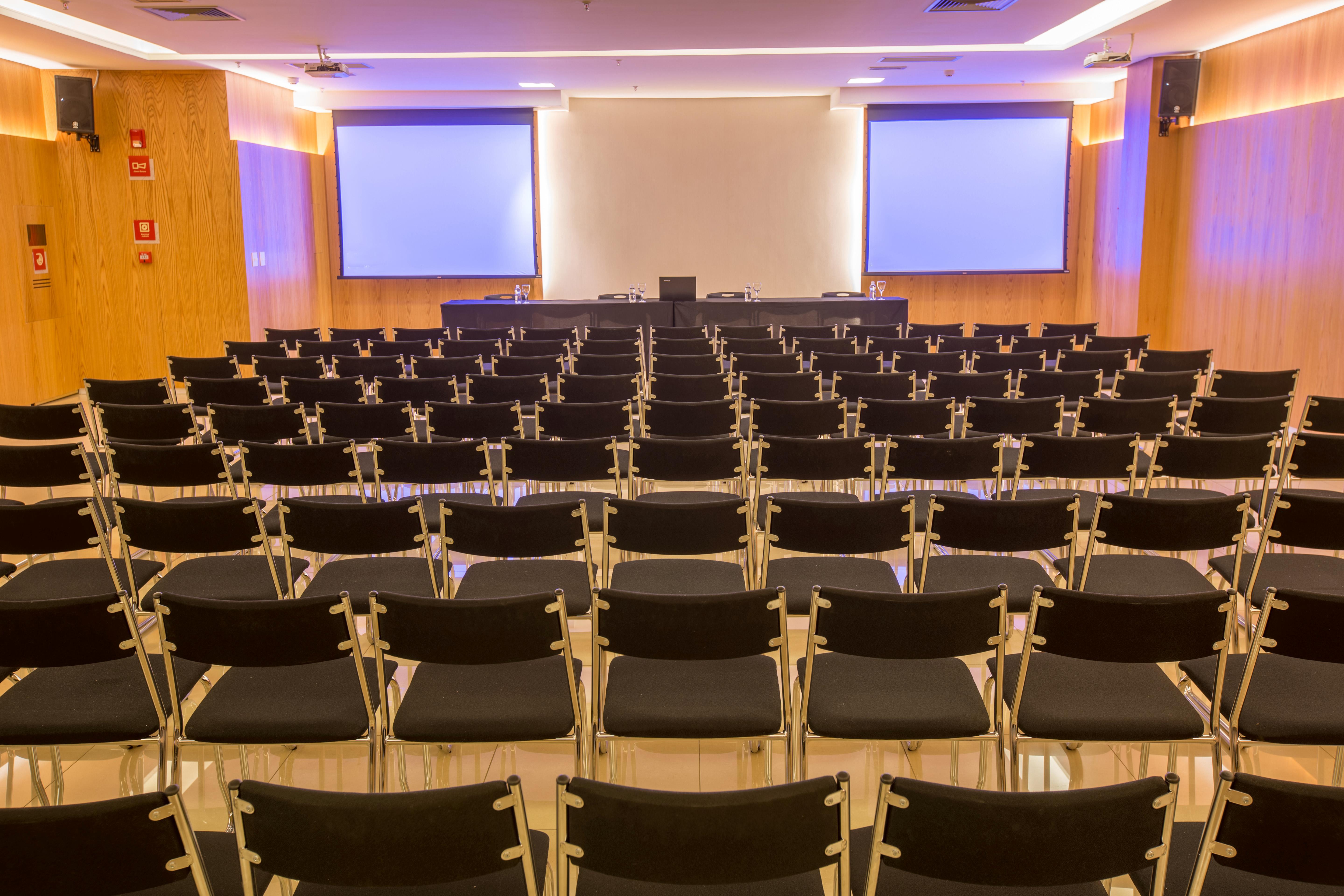 Cullinan Hplus Premium บราซิเลีย ภายนอก รูปภาพ Auditorium