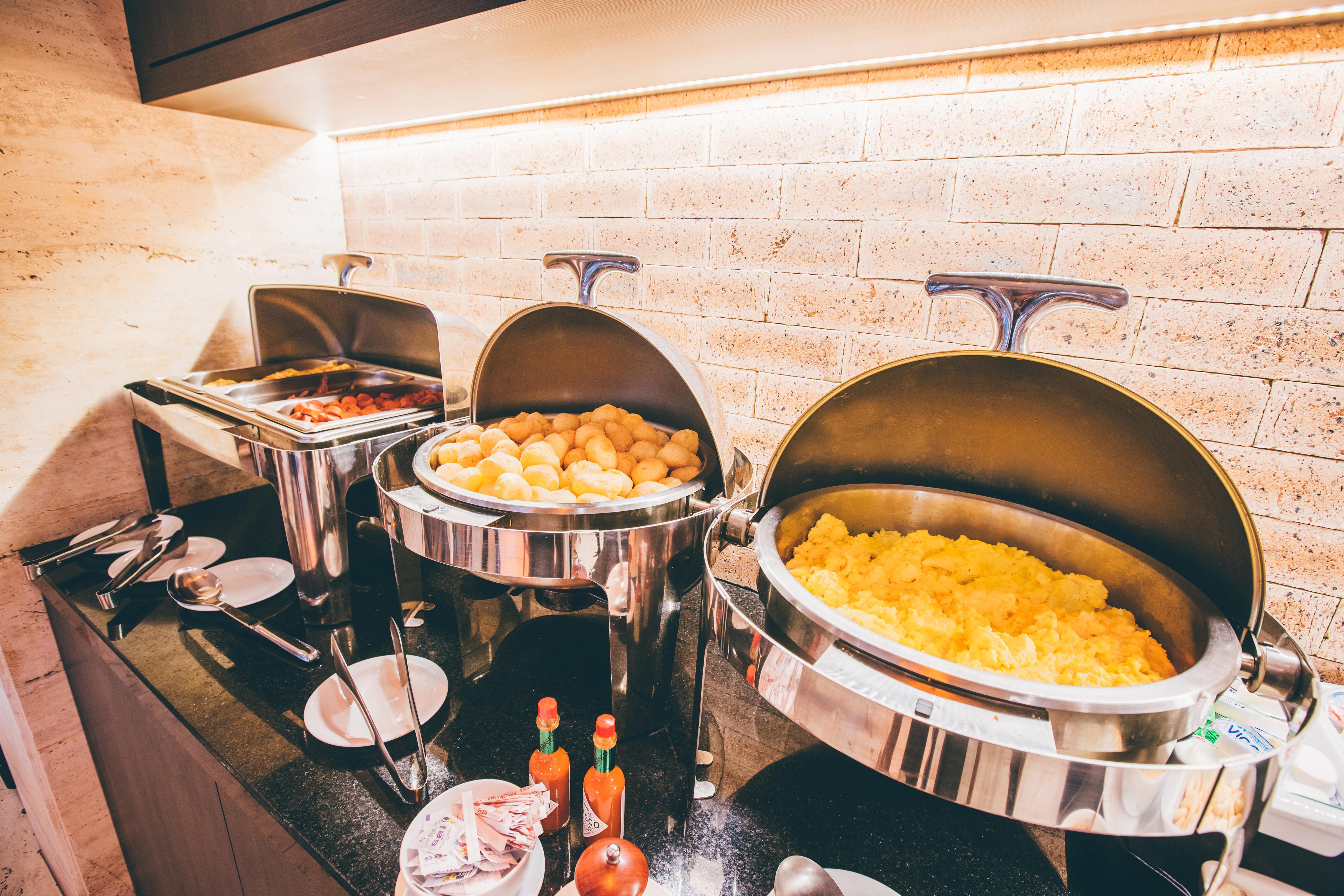 Cullinan Hplus Premium บราซิเลีย ภายนอก รูปภาพ Chafing dishes